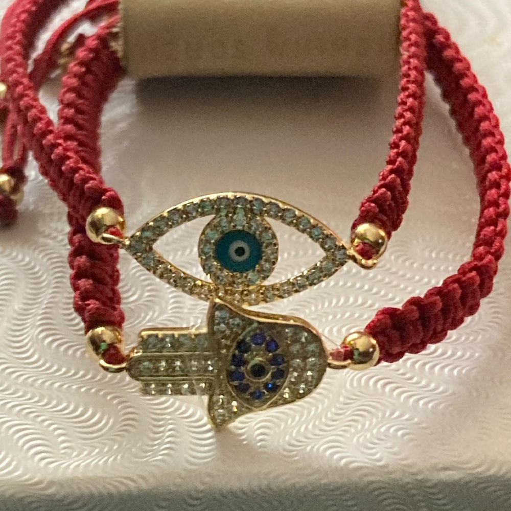 ANTHROPOLOGIE Baubles Bijou • Bits & Bobs • Red Charm Bracelet Set